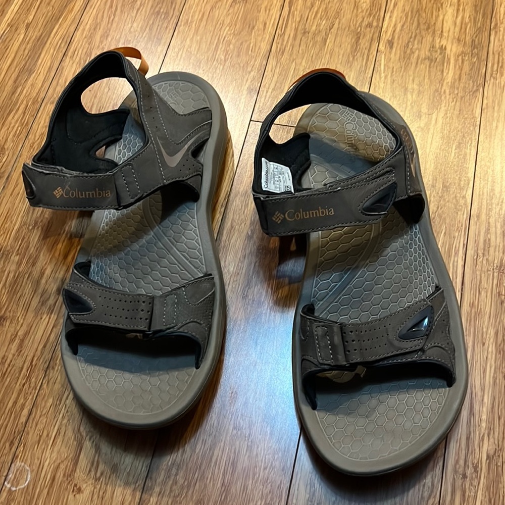 Columbia shoe